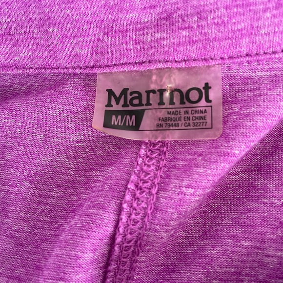 Marmot Shirt Women’s Medium Long Sleeve 1/4 Button Front Purple Lightweight EUC - Picture 2 of 6